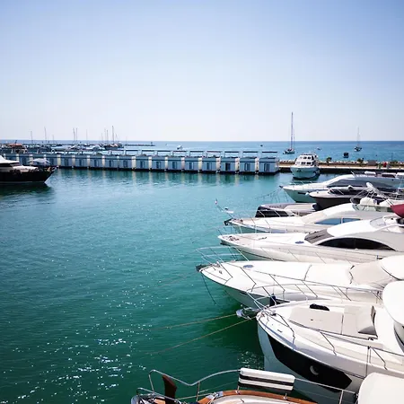 The Sea Novigrad - Bootshaus Floating Sea House Novigrad Istria