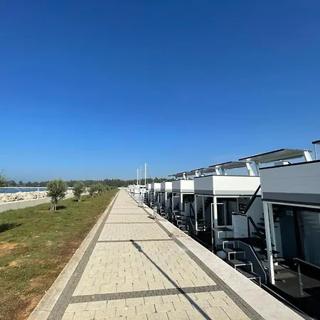 Stylish Houseboat By The Sea In Novigrad Novigrad Istria