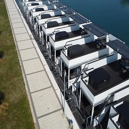 Stylish Houseboat By The Sea In Novigrad Botel Novigrad Istria