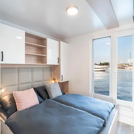 Stylish Houseboat By The Sea In Novigrad Novigrad Istria